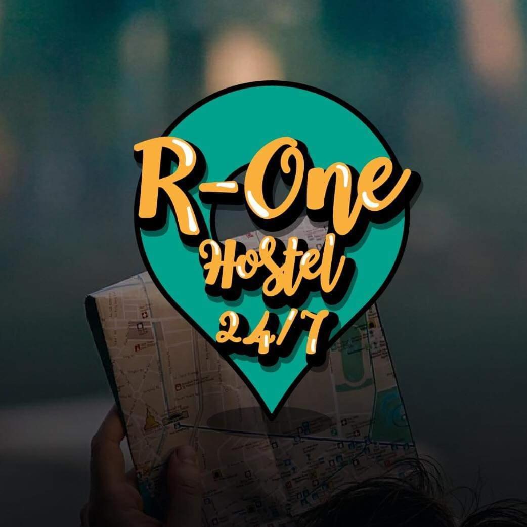 Готель R-One 24/7 Бангкок Екстер'єр фото